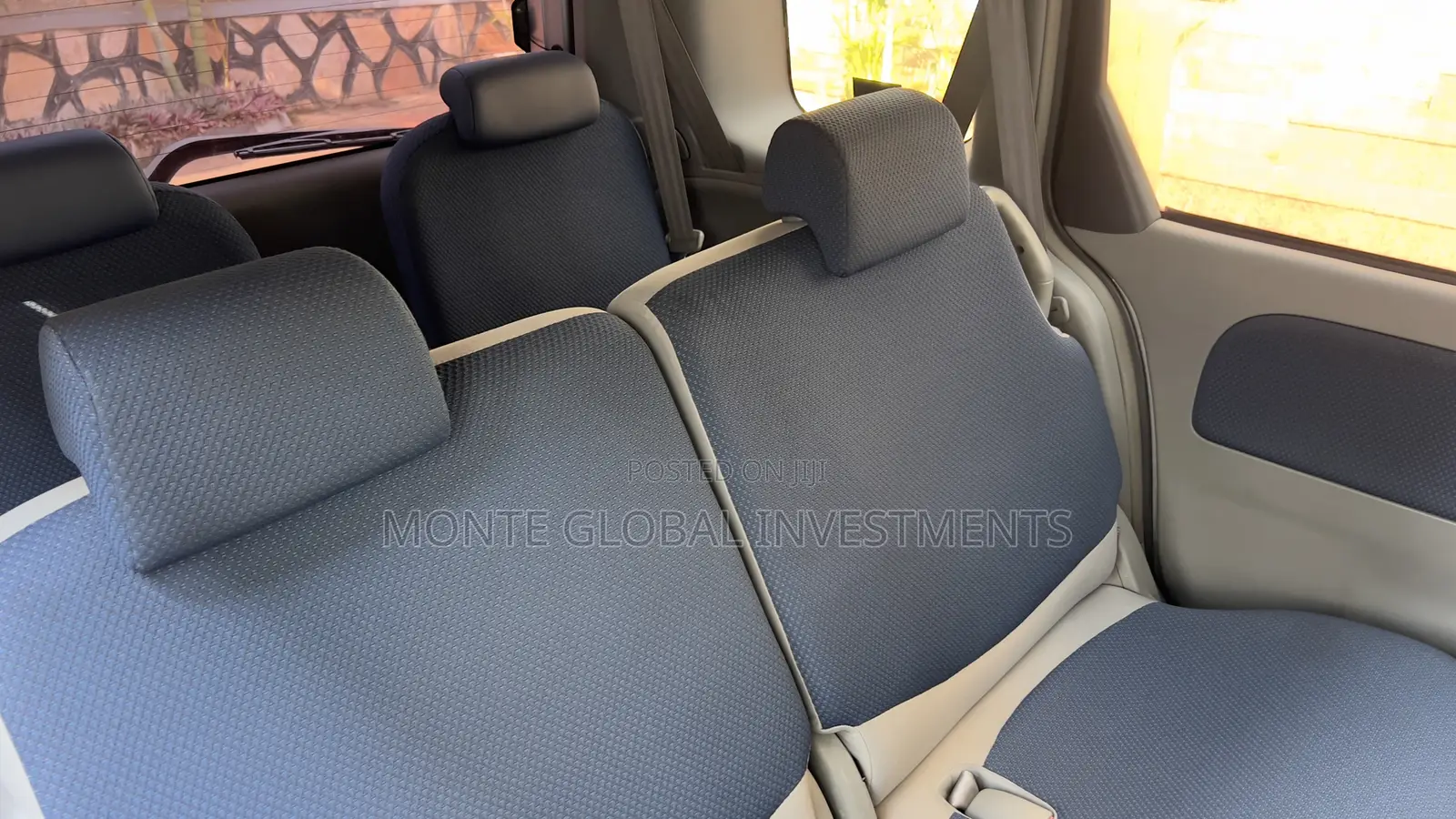 Toyota Sienta 2006 Silver