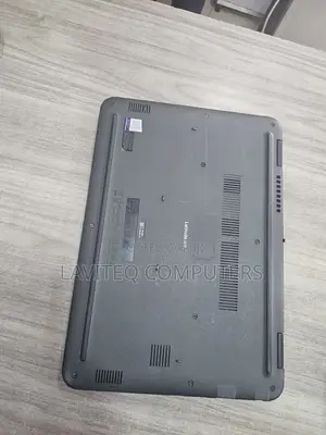 Laptop Dell Latitude 3310 4GB Intel Core i3 SSD 128GB