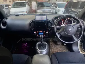 Nissan Juke 2011 White