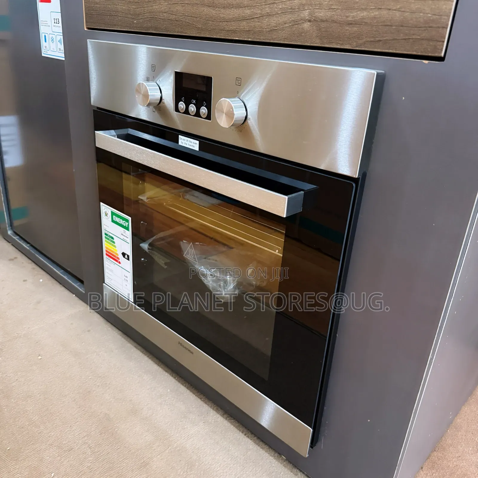 Hisense "60cm" Inbuilt Digital Electric Ovens \\ Hbo60103
