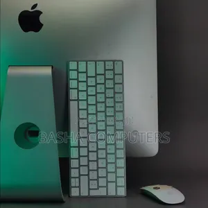 New Desktop Computer Apple iMac 8GB Intel Core i5 SSD 256GB