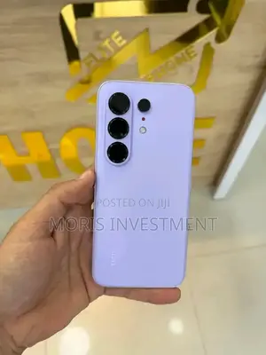 New Tecno Camon 50 Ultra 256 GB Purple