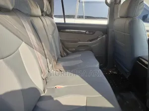 Toyota Land Cruiser Prado 2008 Gray