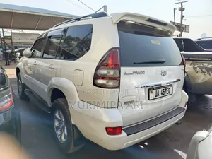 Toyota Land Cruiser Prado 2007 White