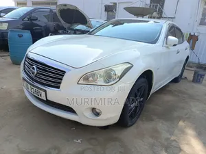Nissan Fuga 2014 White