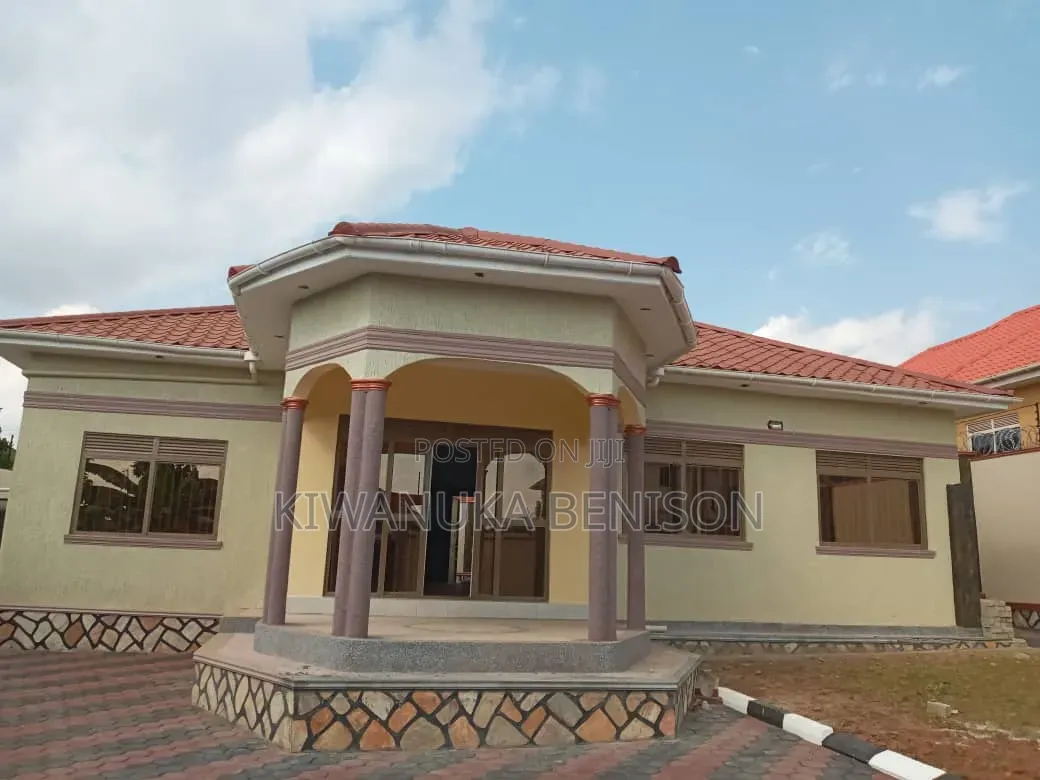 Furnished 4bdrm House in Bulenga, Central Division for sale
