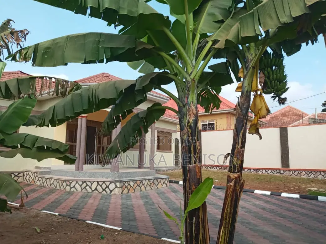 Furnished 4bdrm House in Bulenga, Central Division for sale