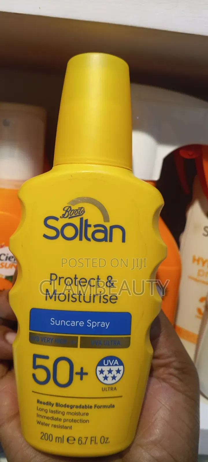 Boots Soltan Protect Moisture Suncare Spray 50+