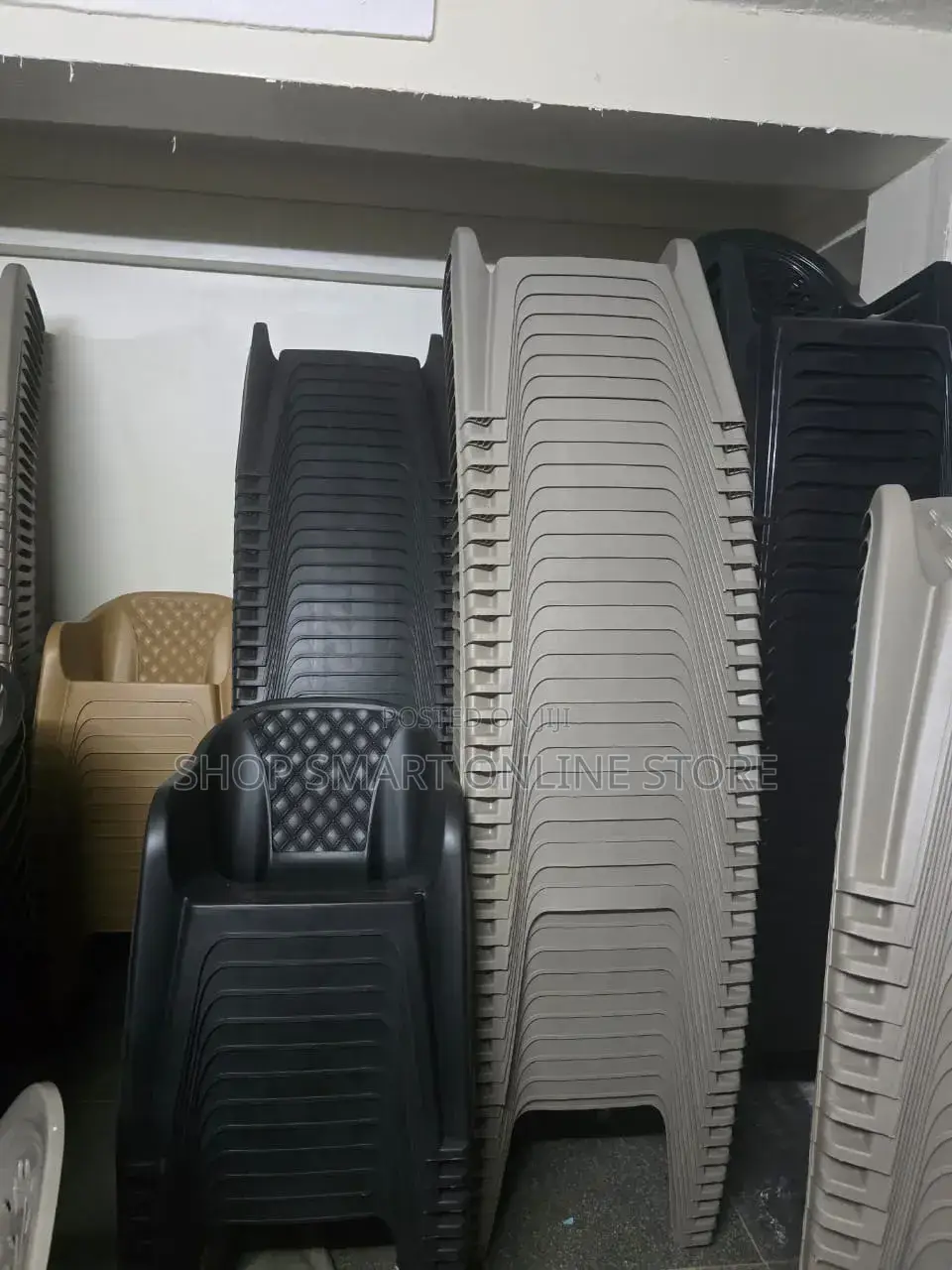 Solid Backrest Plastic Chairs Plastic Chairs