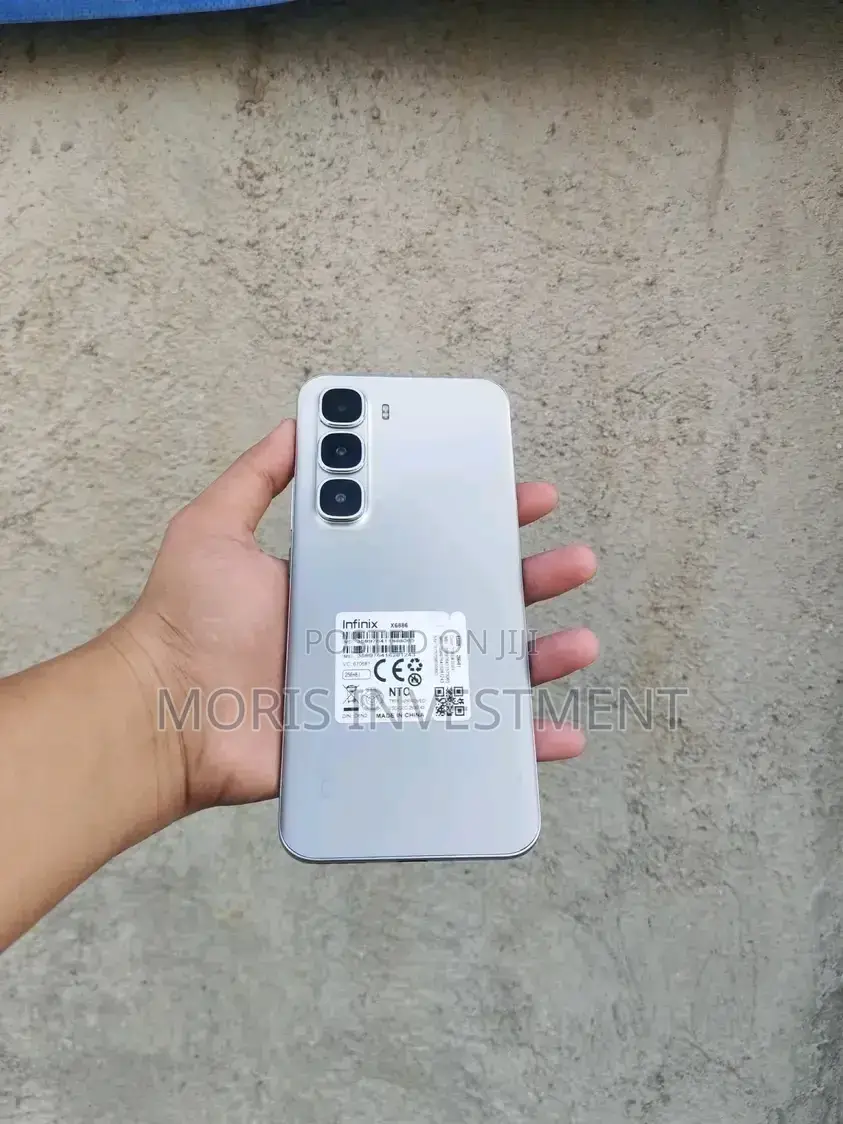 New Infinix Hot 60 Pro+ 256 GB Silver
