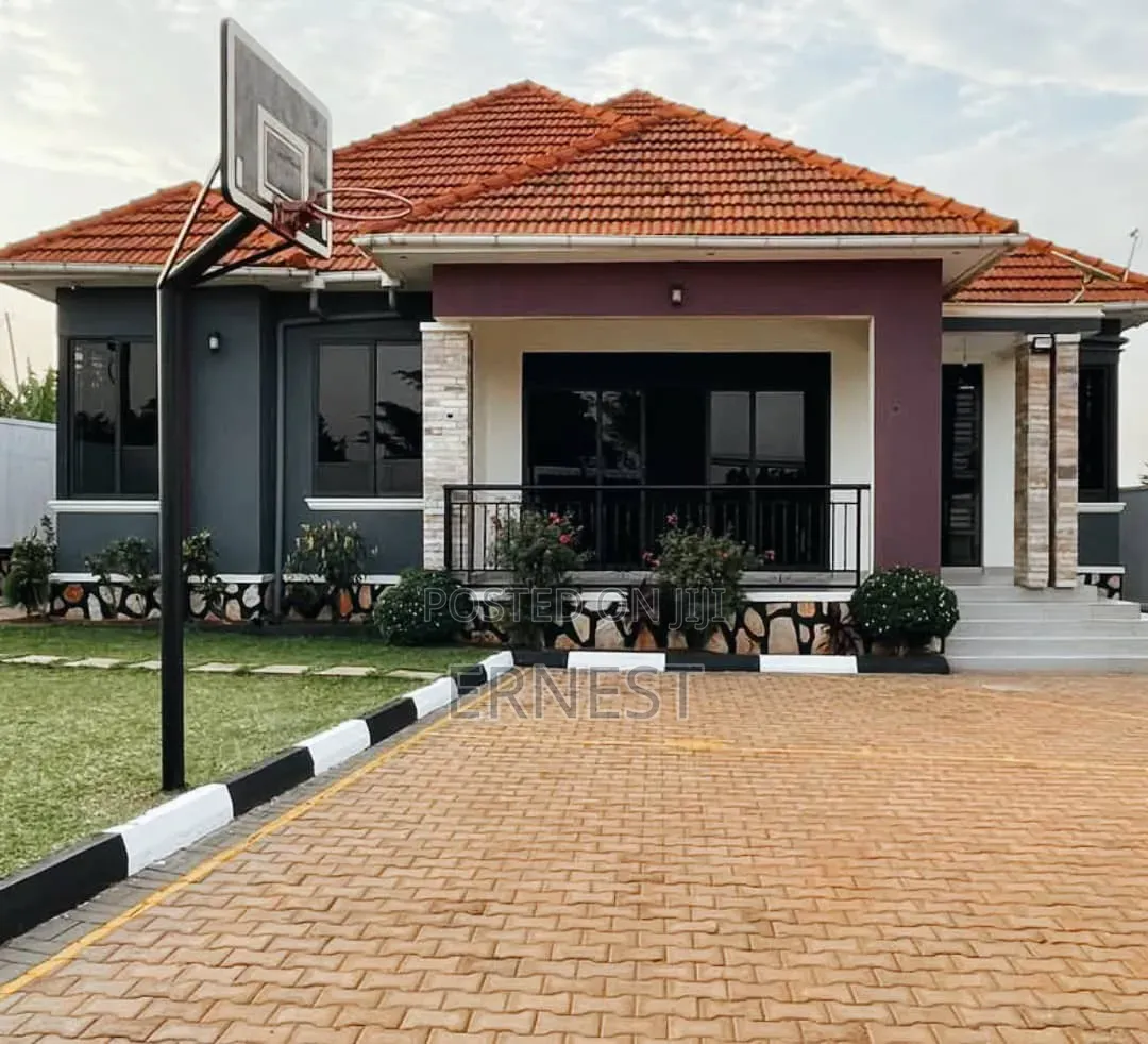 3bdrm Bungalow in Kira for sale