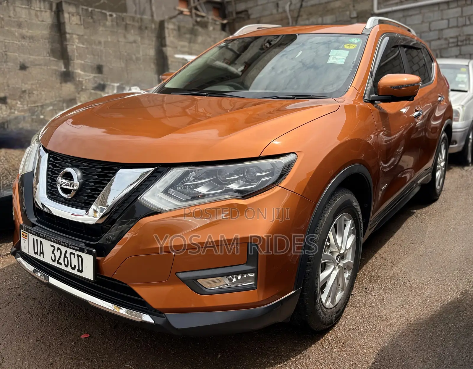 Nissan X-Trail 2.0 Hybrid FWD 2015 Orange