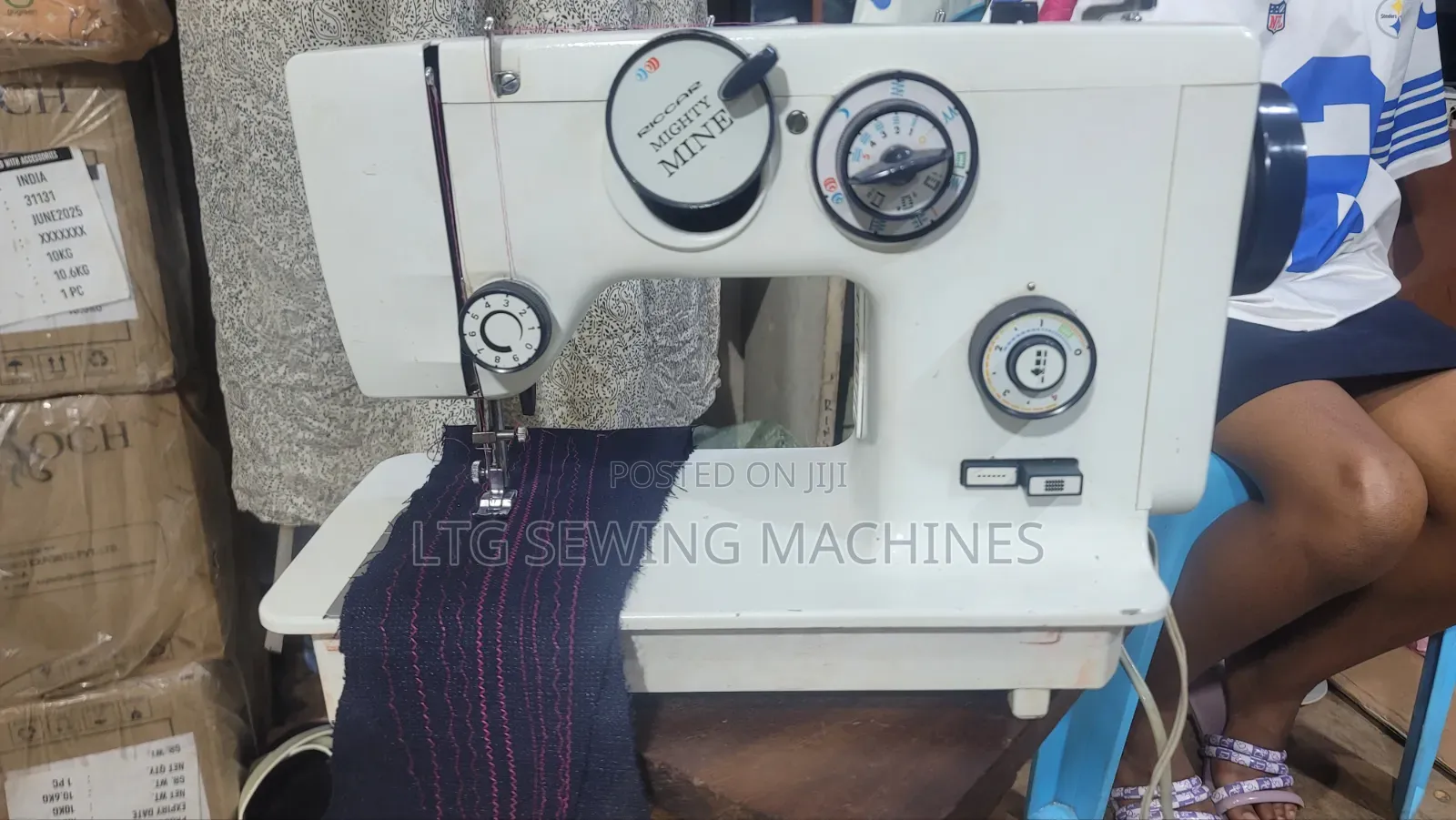 Original Reccer Zigzager Sewing Machine