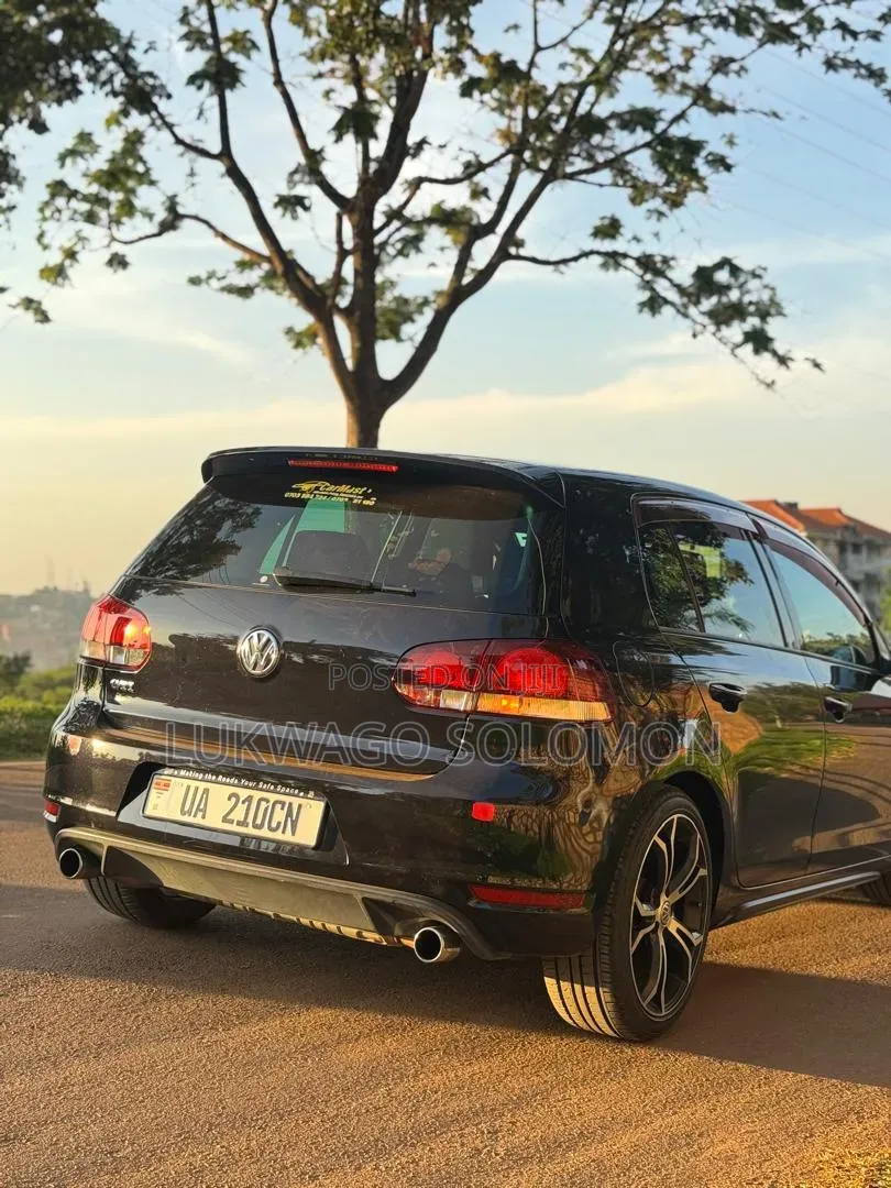 Volkswagen Golf GTI 2012 Black