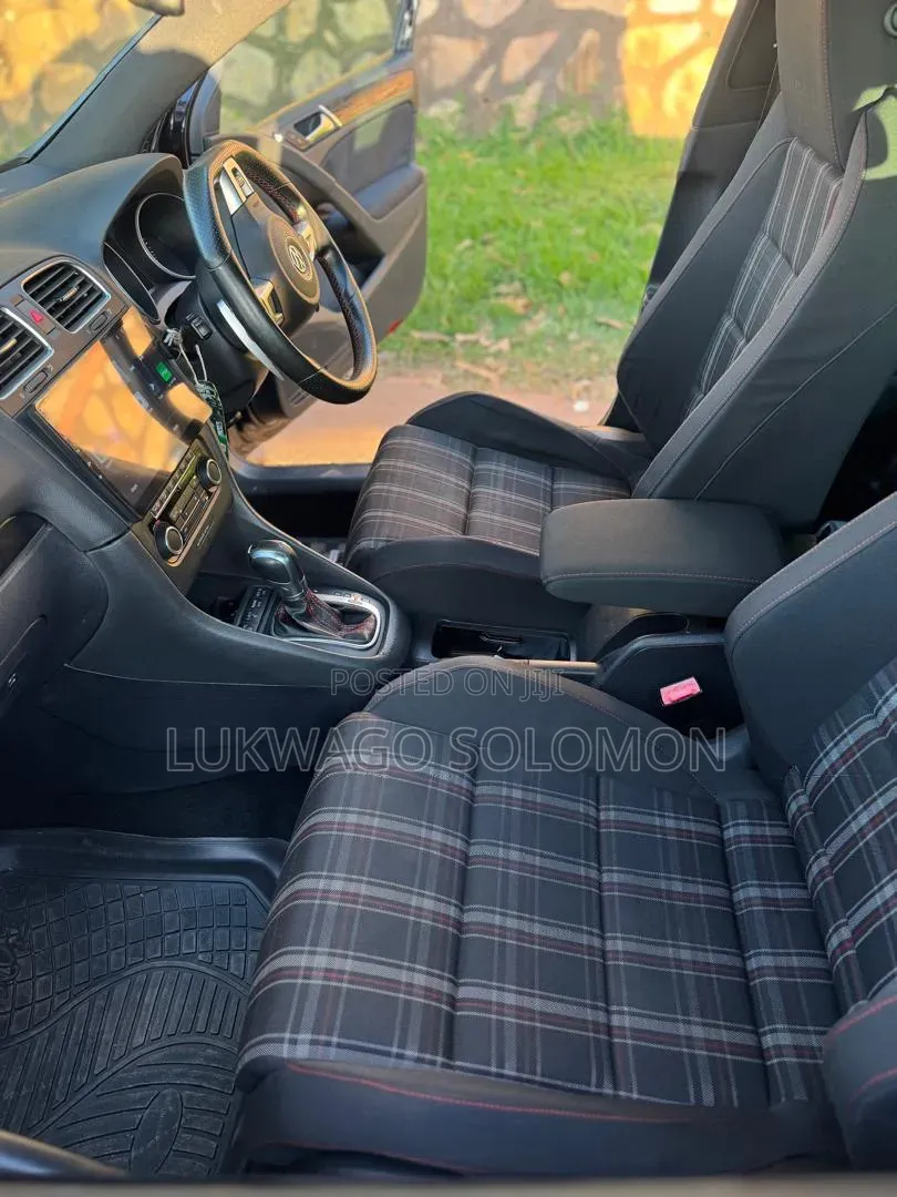 Volkswagen Golf GTI 2012 Black