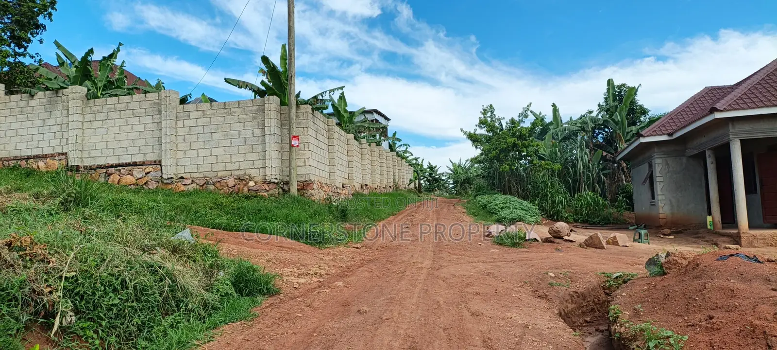 2bdrm House in Nangwa Estate, Mukono for sale