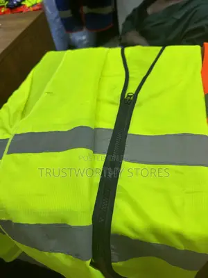 Green Reflector With Zip