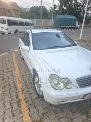 Mercedes-Benz C180 2003 White