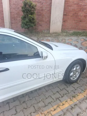 Mercedes-Benz C180 2003 White