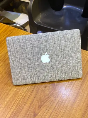 Laptop Apple MacBook Pro 2015 8GB Intel Core i5 SSD 256GB
