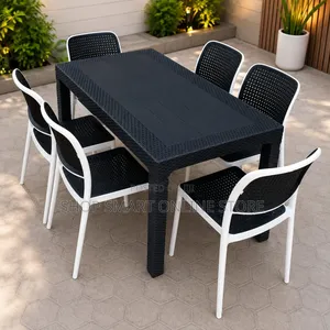 Indoor/Outdoor Plastic Table and Chairs Plastic Table and Chairs