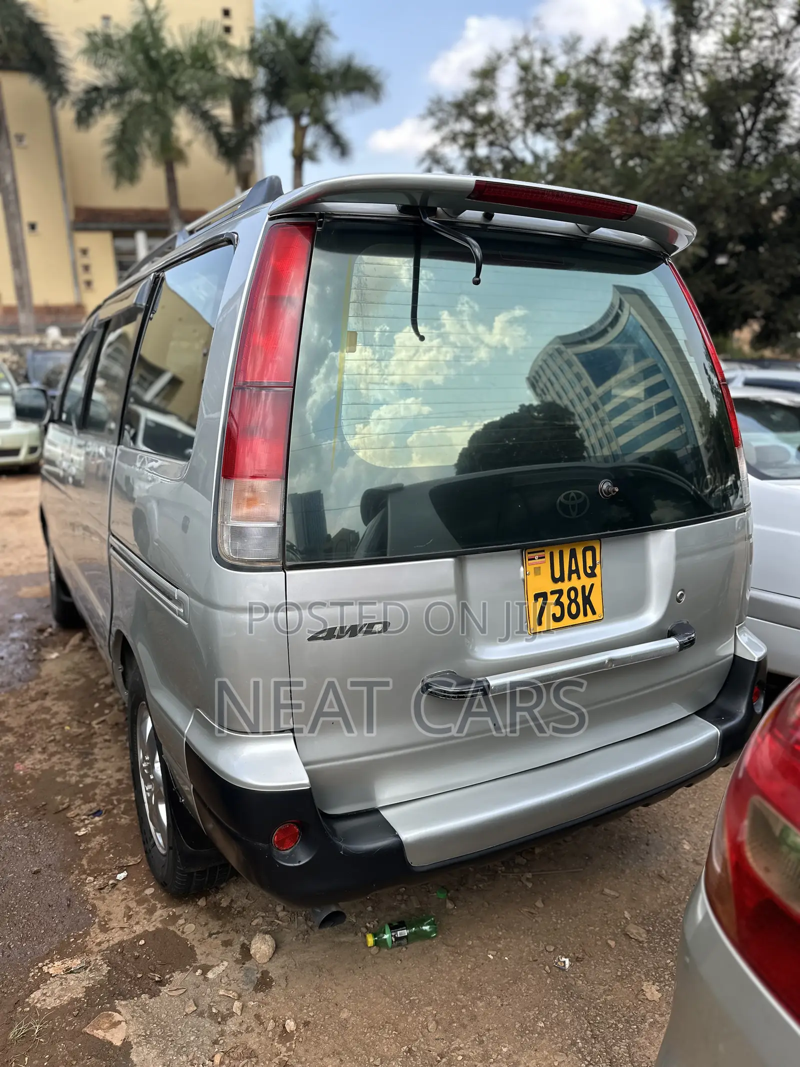 Toyota Noah 2001 Silver