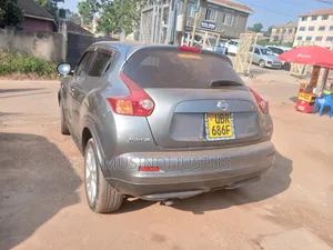 Nissan Juke 2011 Gray