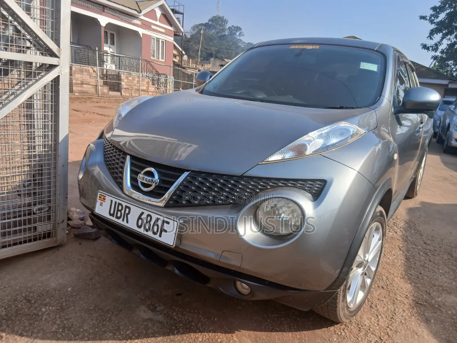 Nissan Juke 2011 Gray