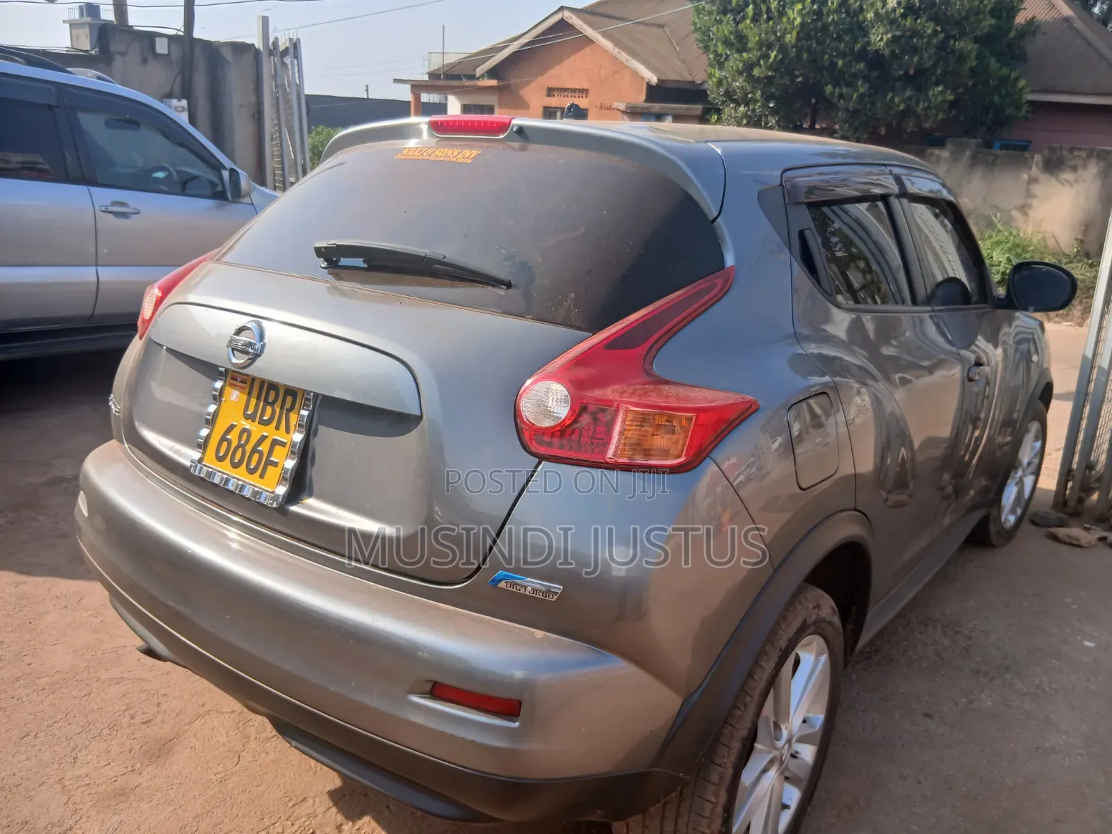 Nissan Juke 2011 Gray