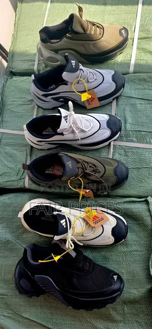Original Adidas Jogging Sneakers
