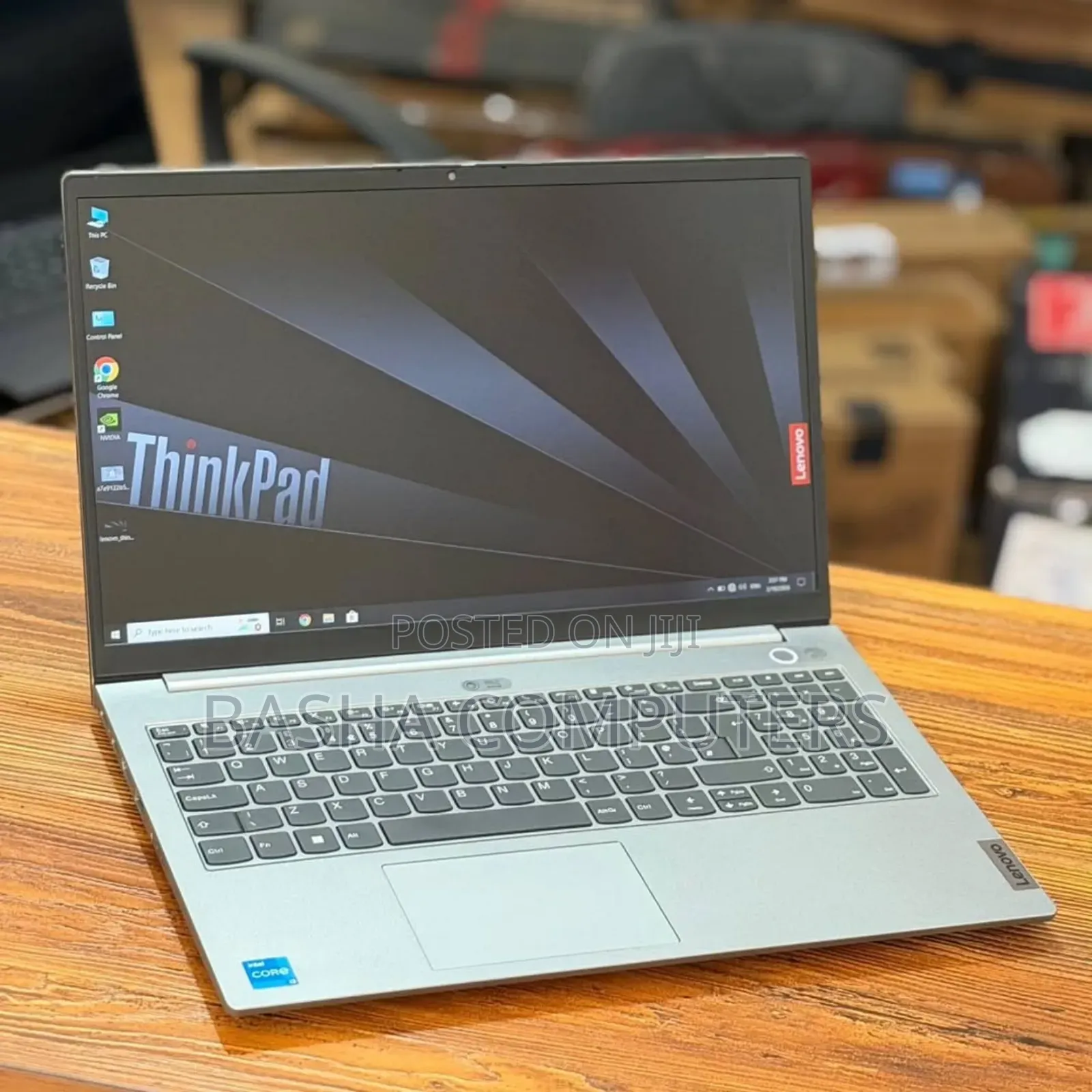 New Laptop Lenovo ThinkBook 15 16GB Intel Core i7 SSD 512GB