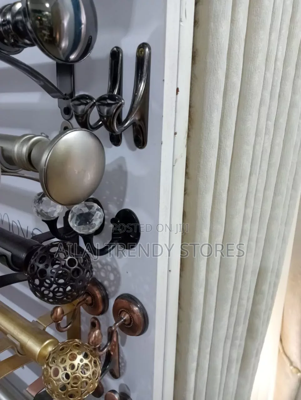 Exquisite Rail for Home Decor Per Metre