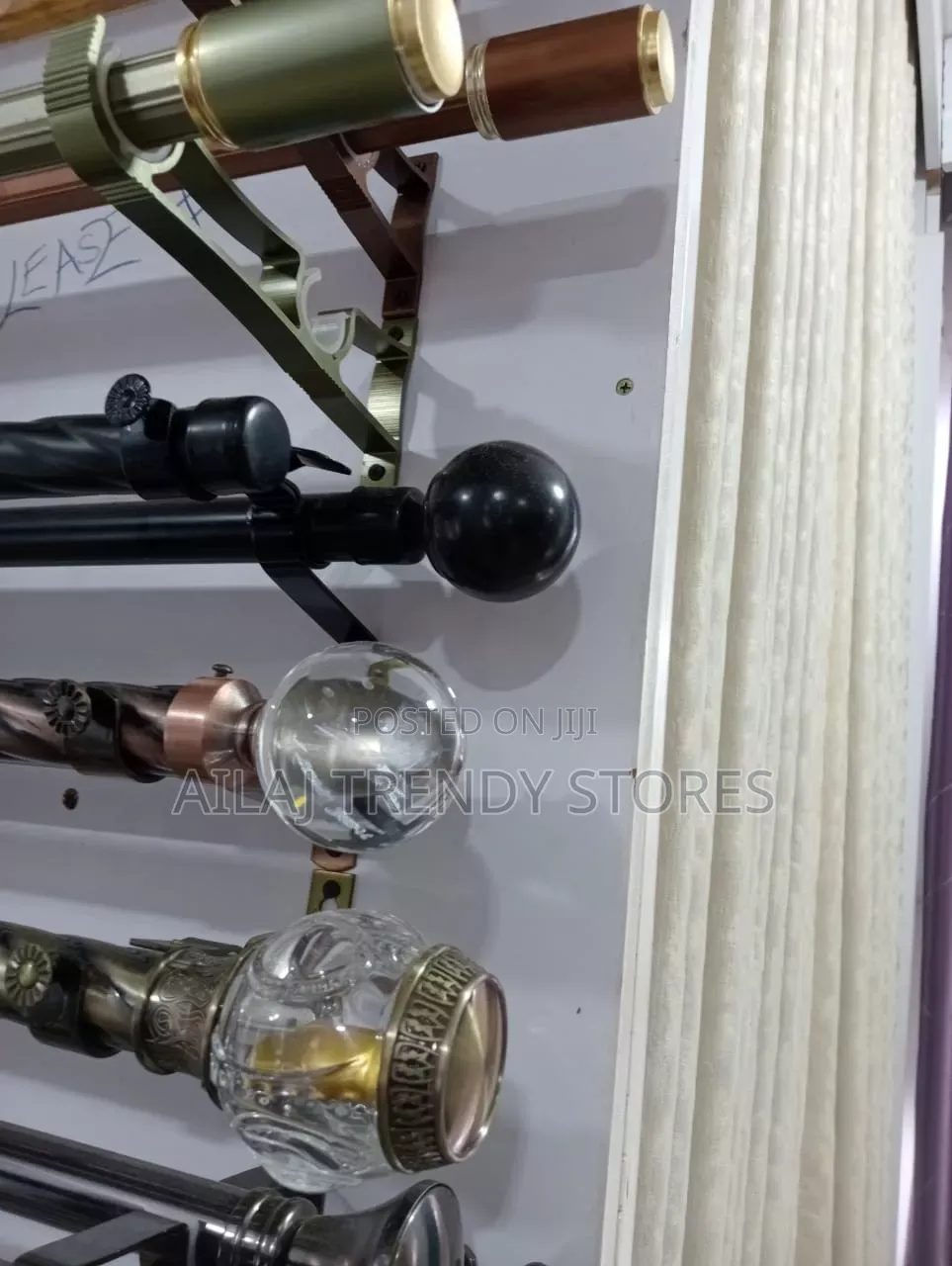 Exquisite Rail for Home Decor Per Metre