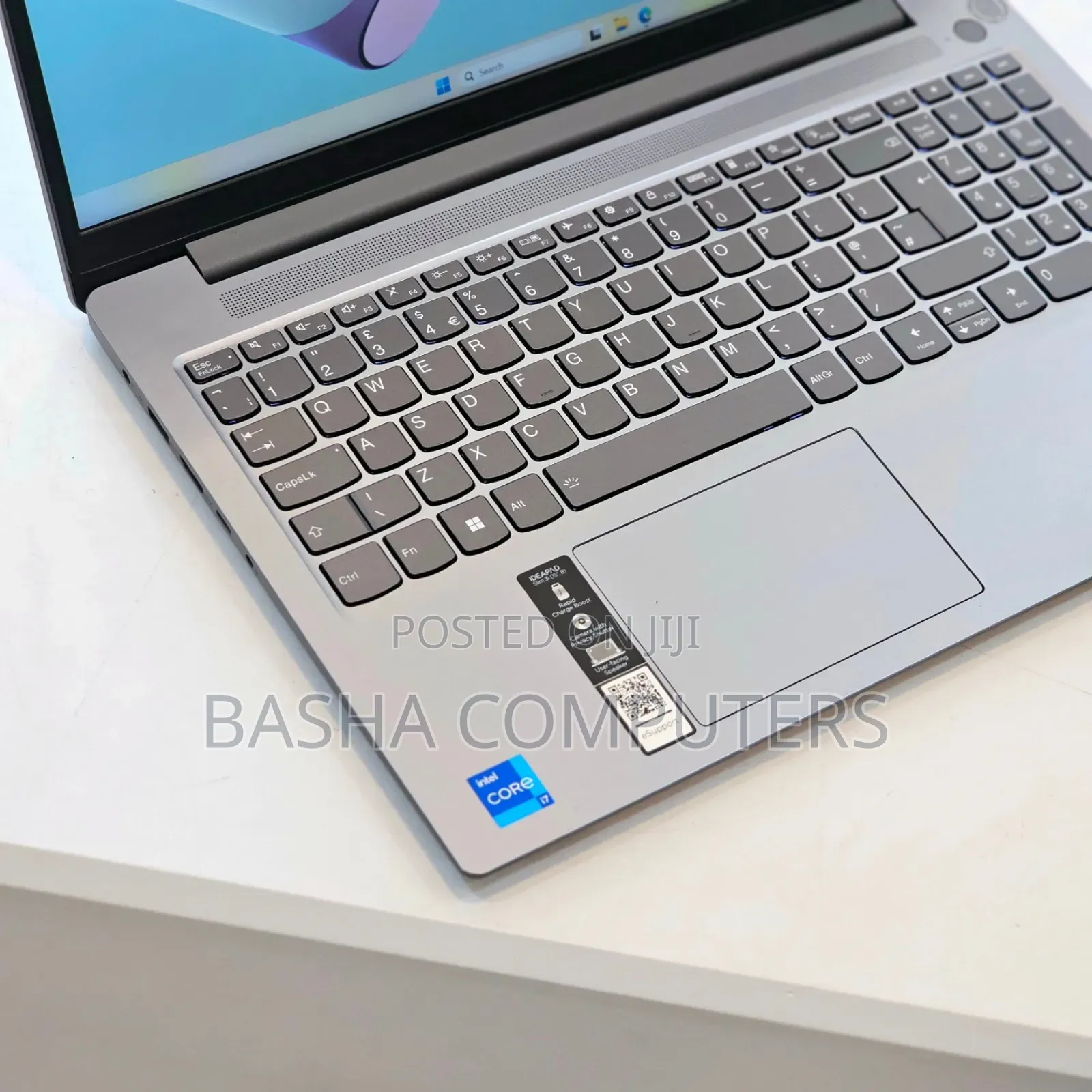 New Laptop Lenovo Ideapad 3 8GB Intel Core i7 SSD 256GB