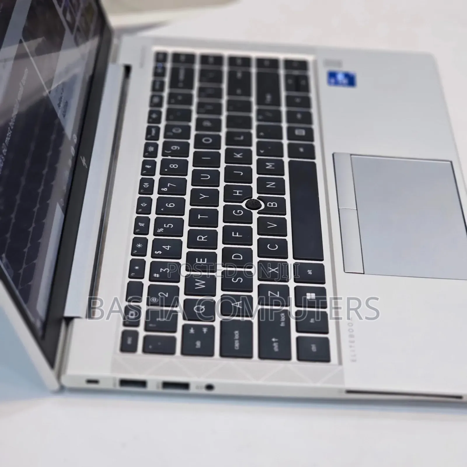 New Laptop HP EliteBook 840 G8 16GB Intel Core i7 SSD 256GB