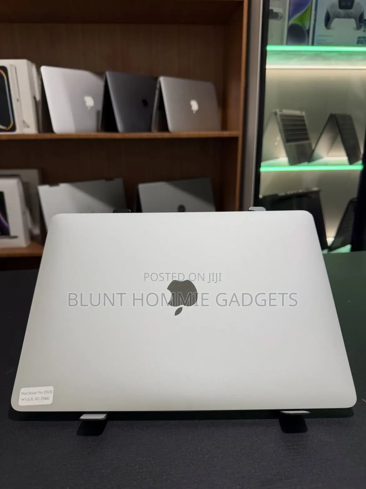 Laptop Apple MacBook Pro 2020 M1 8GB Intel Core i5 SSD 256GB