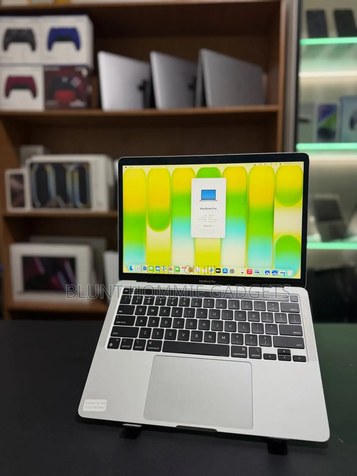 Laptop Apple MacBook Pro 2020 M1 8GB Intel Core i5 SSD 256GB