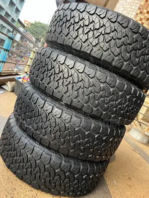 265/60r18 Bridgestone Japan Tires Very Good Condition