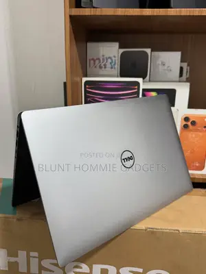 Laptop Dell XPS 15 (9560) 16GB Intel Core i7 HDD 512GB