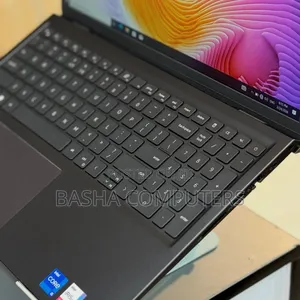 New Laptop Dell Inspiron 15 16GB Intel Core i7 SSHD+SSD 1T