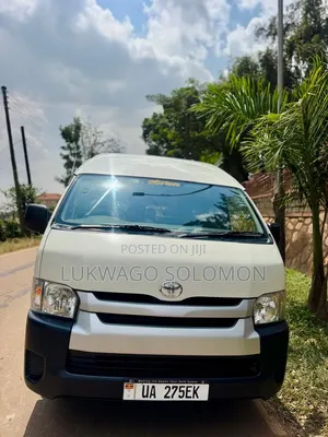 Car 2022 White