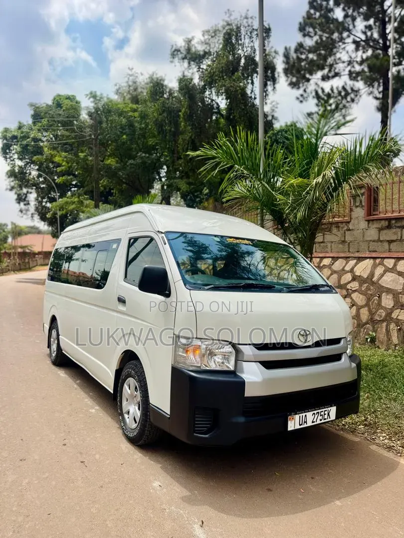 Car 2022 White