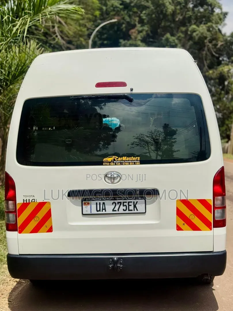 Car 2022 White