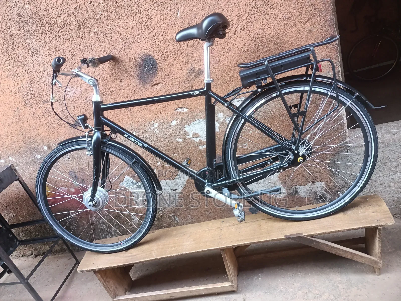 Brand New 28" Electric Bicycle