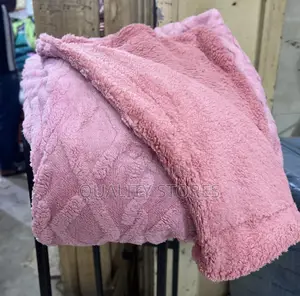 Textured Soft Blankets Pink