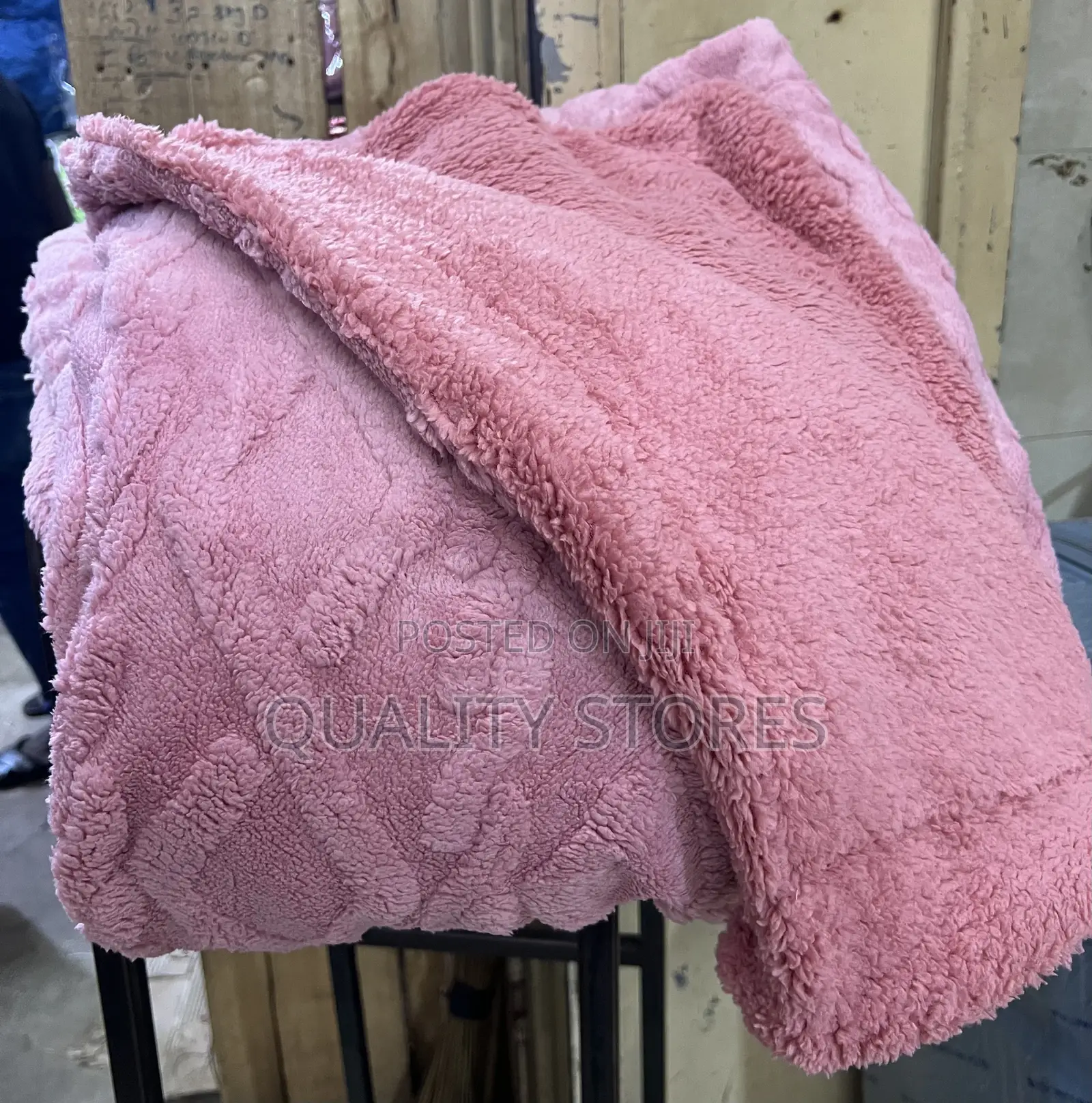 Textured Soft Blankets Pink