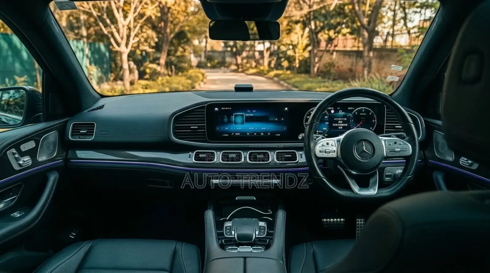 Mercedes-Benz GLE-Class GLE 300d 4MATIC 2019 White