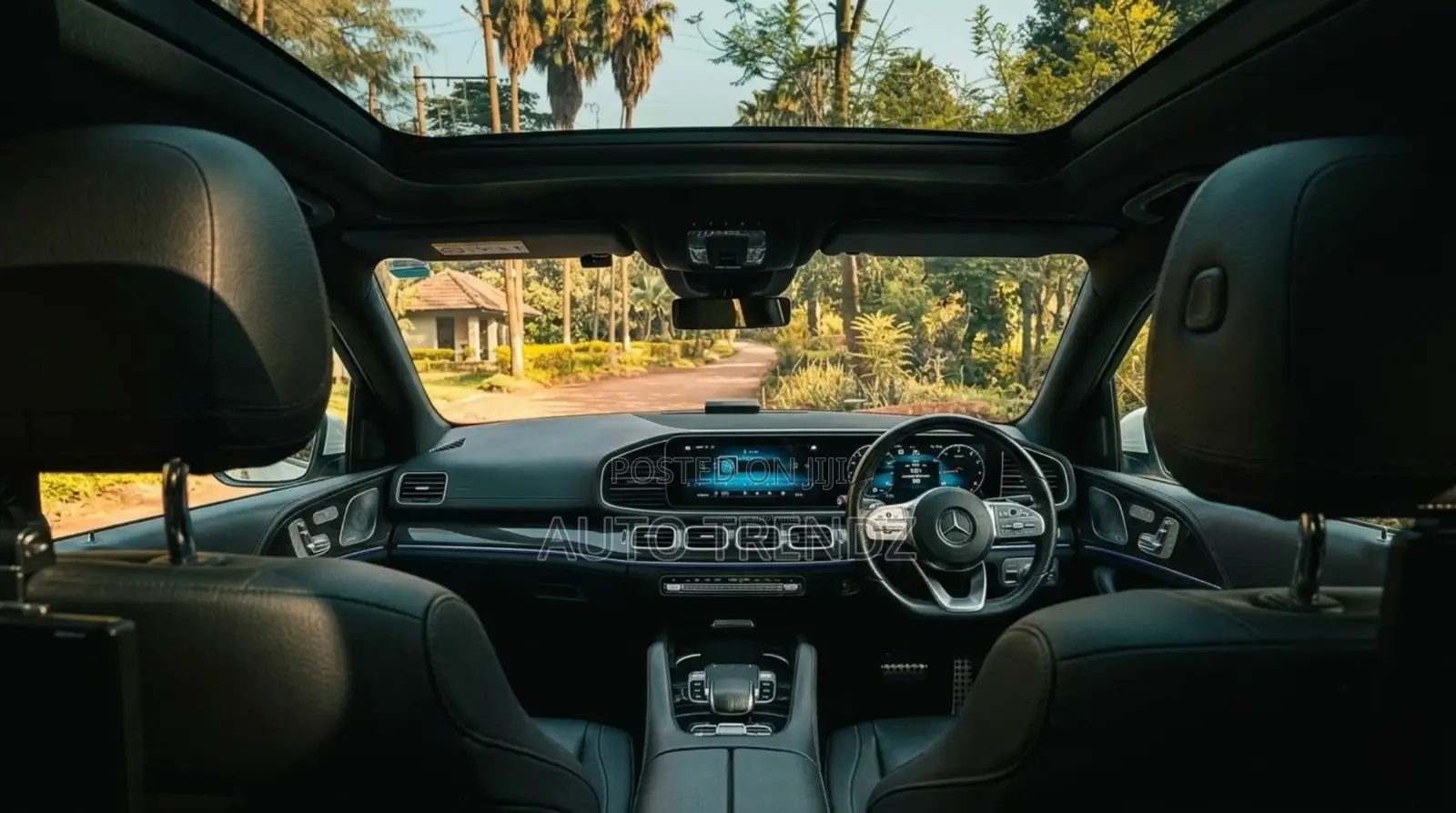Mercedes-Benz GLE-Class GLE 300d 4MATIC 2019 White