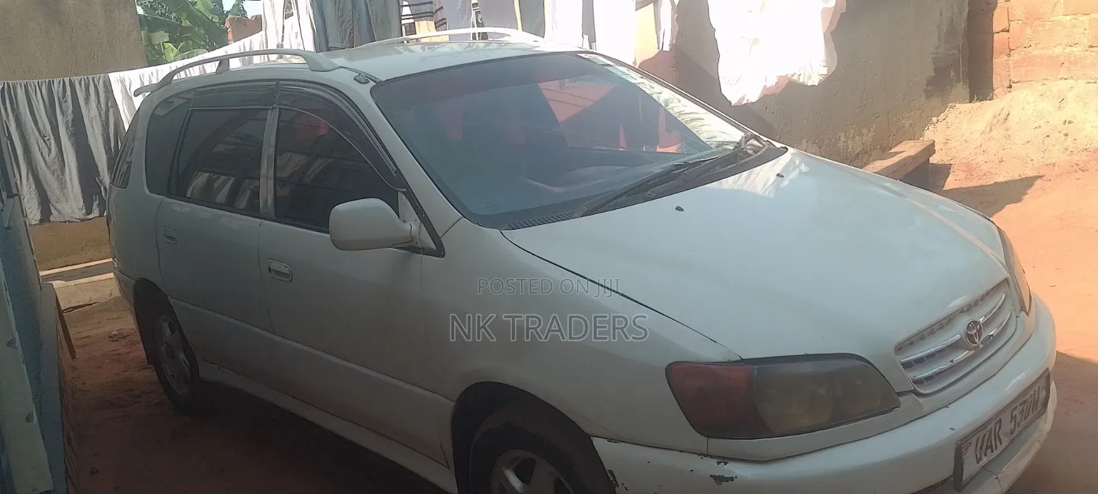 Toyota Ipsum 240i Limited 4WD 2002 White