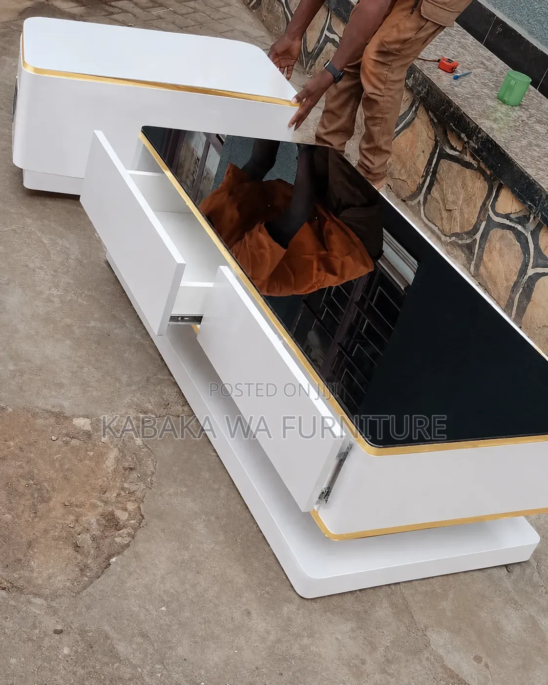 Centre-Tables-Classic-Center-Table-Center-Tables-Coffee-Table-Table30